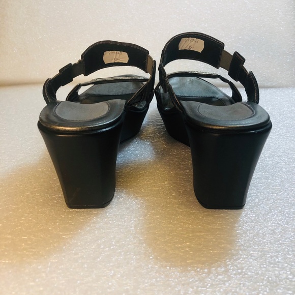 Naot Women’s Metallic Wedge Sandals, Size 39 - Picture 4 of 7